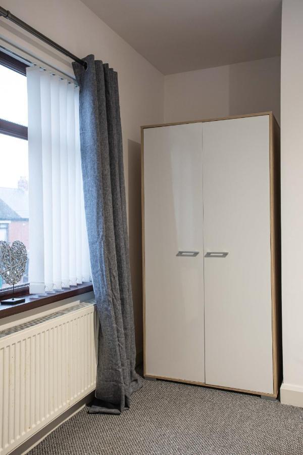 בלפסט Refurbished Home, 8 Mins To Cc מראה חיצוני תמונה