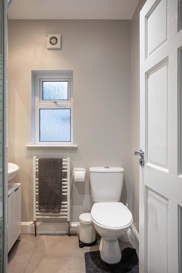 בלפסט Refurbished Home, 8 Mins To Cc מראה חיצוני תמונה